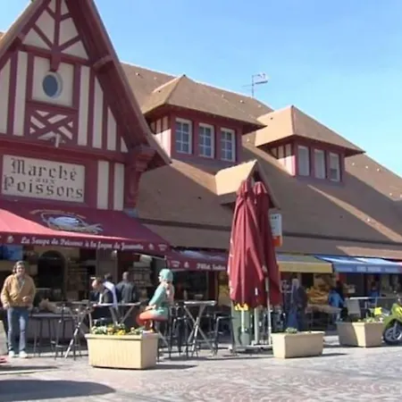 Bienvenue A Bord Apartamento Trouville-sur-Mer Exterior foto